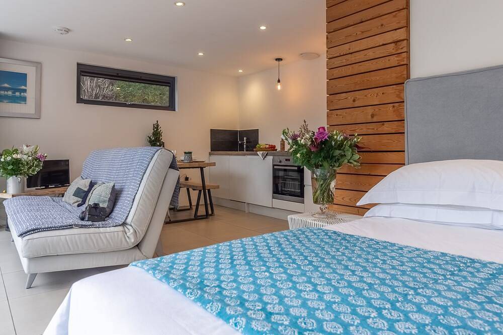 Entire apartment, The Garden Room is the perfect romantic retreat for couples seeking an escape in Westmeston, East Sussex