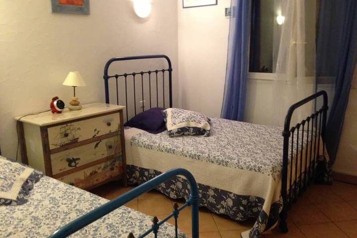 Location de vacances pour 6 personnes, avec terrasse et jardin dans Sainte-Lucie de Porto-Vecchio - 2