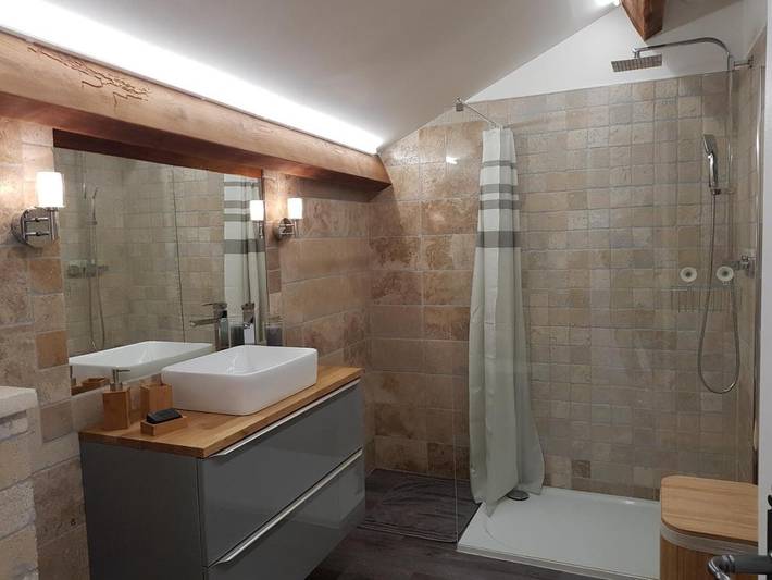 Gîte pour 4 personnes, avec jardin et vue à Vallabrègues - 4