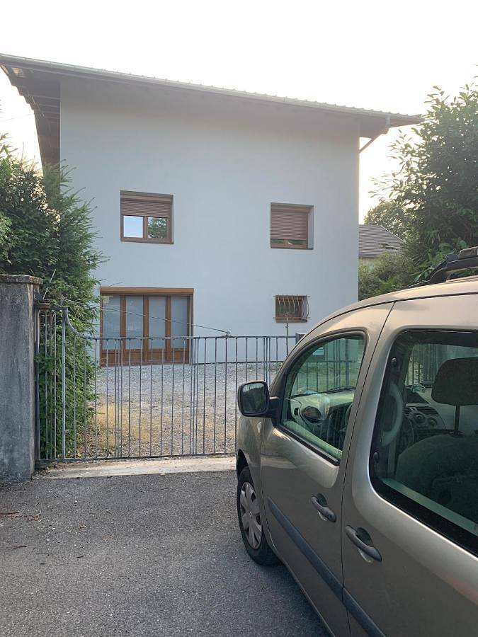 Appartement entier, Three-Bedroom Apartment in Bonneville, Région de Bonneville