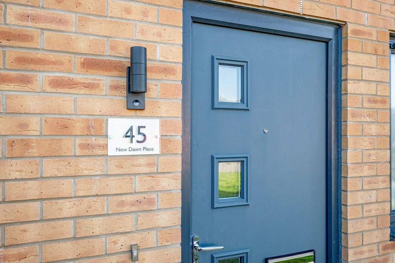 Perfect Booking   4 Bed Home in Swindon in Stratton St. Margaret, North Wessex Downs