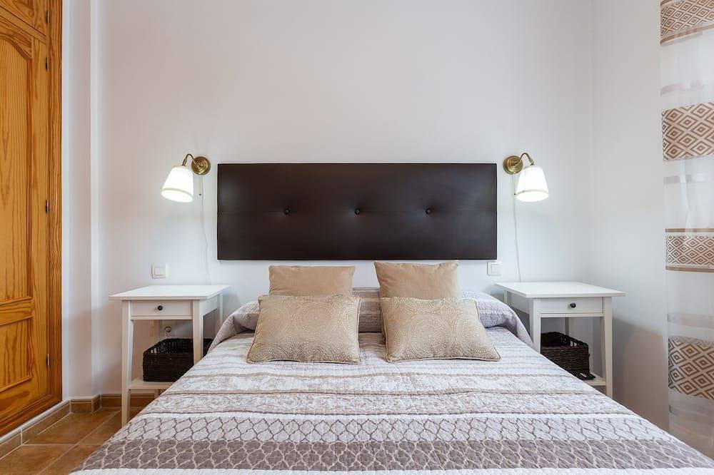 Tolox 1 - Nice apartment with free Wifi. in Tolox, Sierra de las Nieves