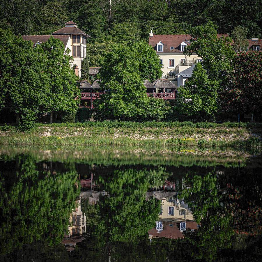 Les Etangs de Corot in Ville-d'Avray, Hauts-de-Seine