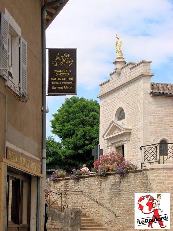 Chambre d’hôte pour 2 personnes, avec Jardin dans l' Ain
