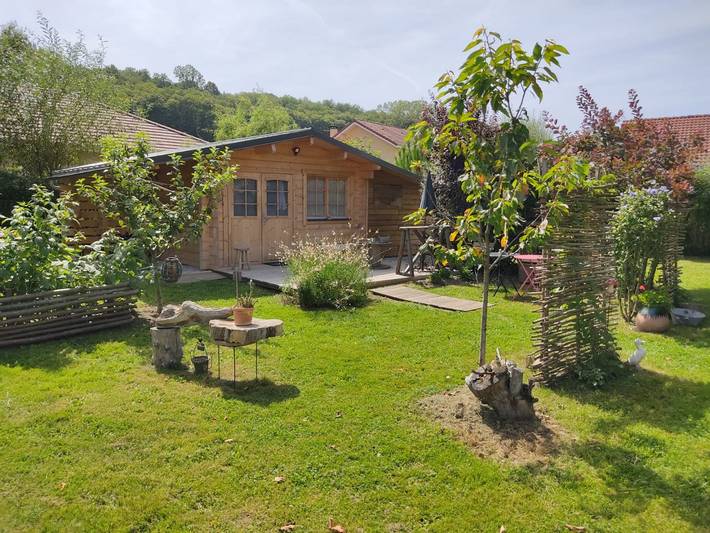 Chalet pour 2 personnes, avec jardin, animaux acceptés dans l' Isère - 3