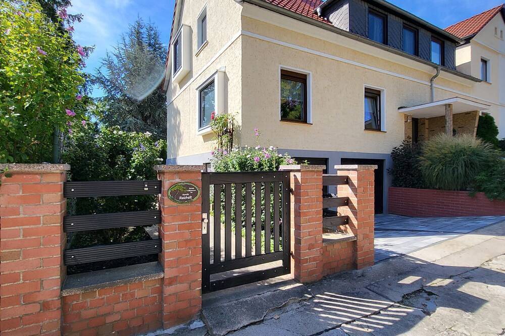 Ganze Wohnung, Ferienwohnung Bernburg in Bernburg, Region Salzlandkreis