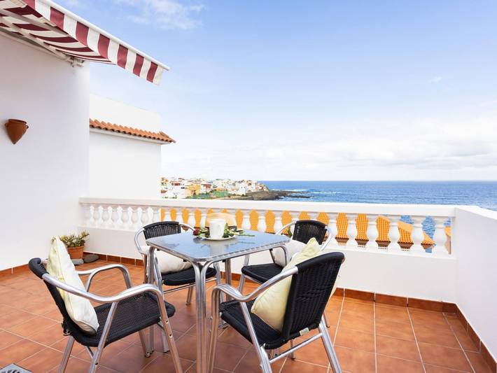 Ferienwohnung für 2 Personen in La Caleta de Interián