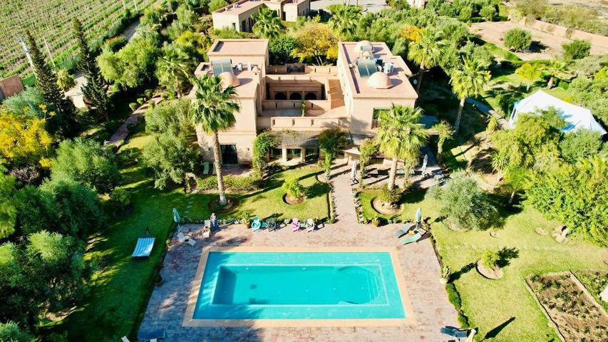 Maison d’hôte pour 4 personnes, avec sauna ainsi que piscine et jardin dans Ben Larbi