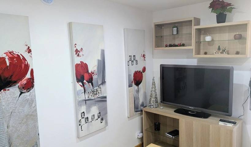 Gîte pour 2 personnes, avec jardin ainsi que vue et balcon à La Roche-sur-Foron - 2