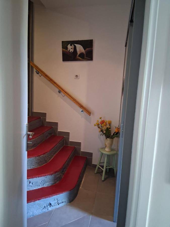 Appartement de vacances entier, Chambre d'hôtes Juline in Pouilly-les-Nonains, Région de Roanne