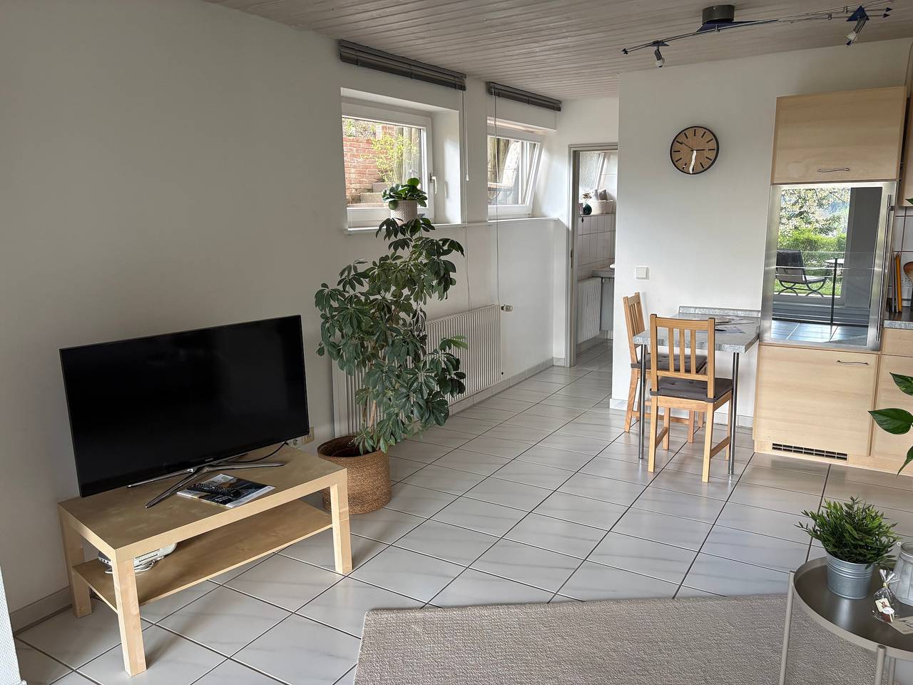 Ganze Wohnung, Ferienwohnung 'Höhneck' mit Bergblick, privater Terrasse und Wi-Fi in Alpirsbach, Kinzigtal