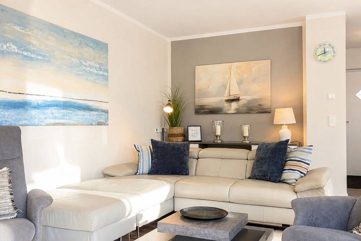Luxus-Ferienhaus für 7 Personen, mit Terrasse in Boltenhagen