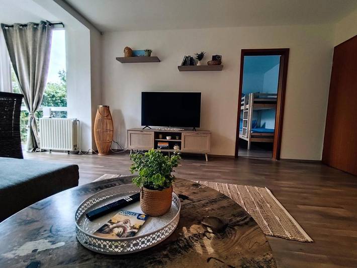 Ferienwohnung für 5 Personen, mit Garten und Ausblick sowie Terrasse am Zwenkauer See - 3