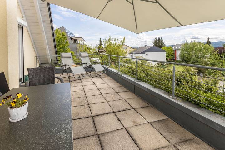 Ganze Wohnung, Ferienwohnung 'Über Der Alten Gärtnerei' mit Seeblick, Balkon und Wlan in Allensbach, Untersee