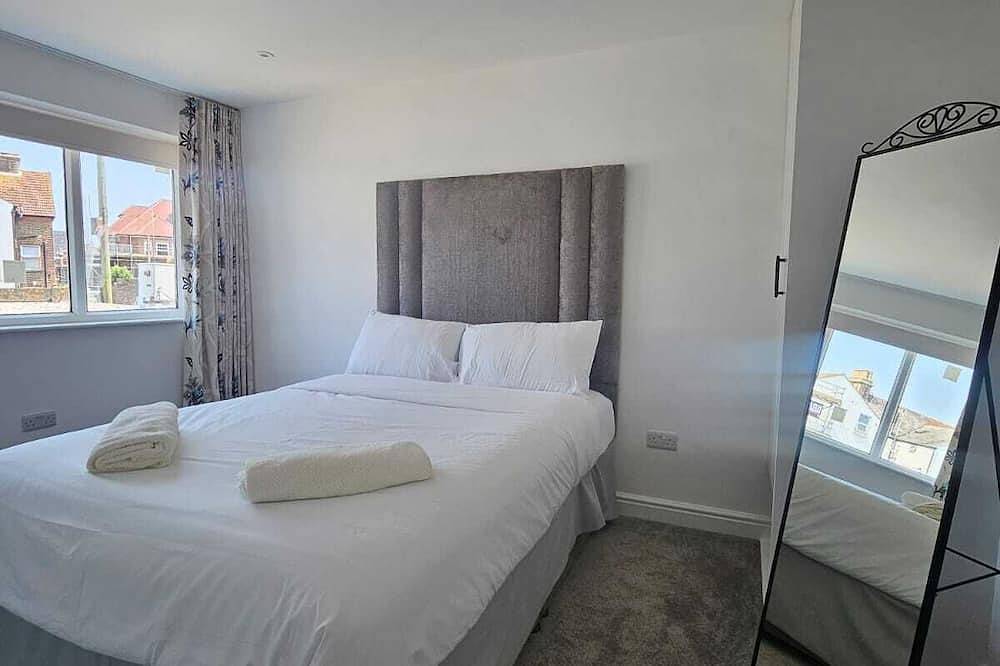 Entire apartment, River Breeze Apartment 1 in Littlehampton, West Sussex