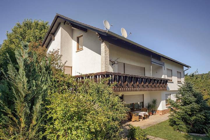 Ferienwohnung für 7 Personen, mit Balkon und Garten, mit Haustier