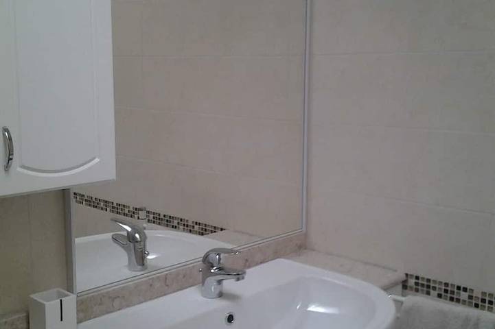 Gîte pour 6 personnes, avec terrasse dans Plage de Benedettu - 4