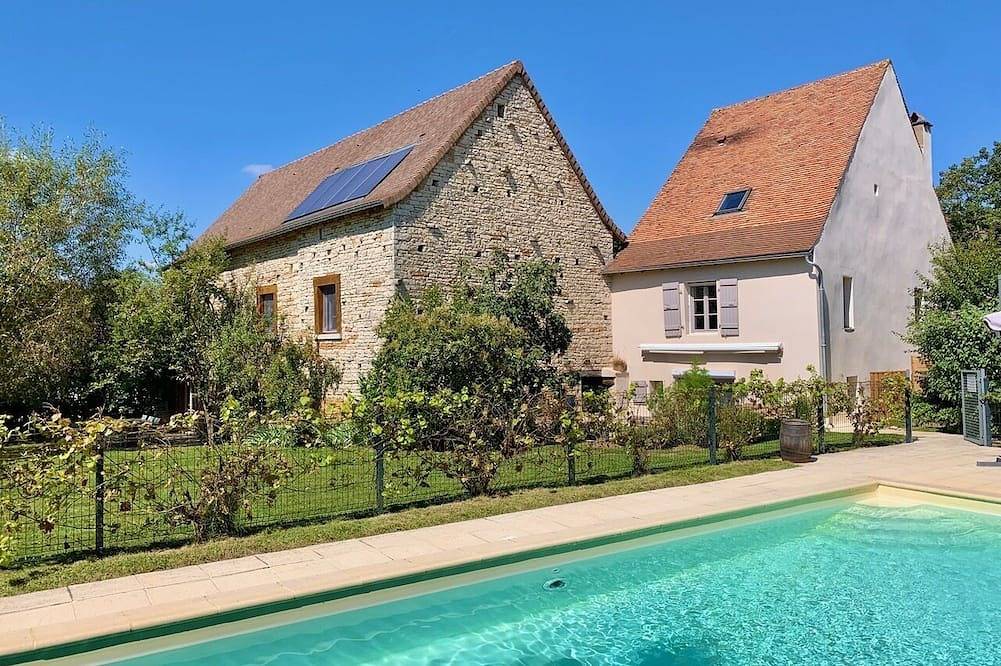 Casa vacanza a Borgogna a partire da 422€ a notte