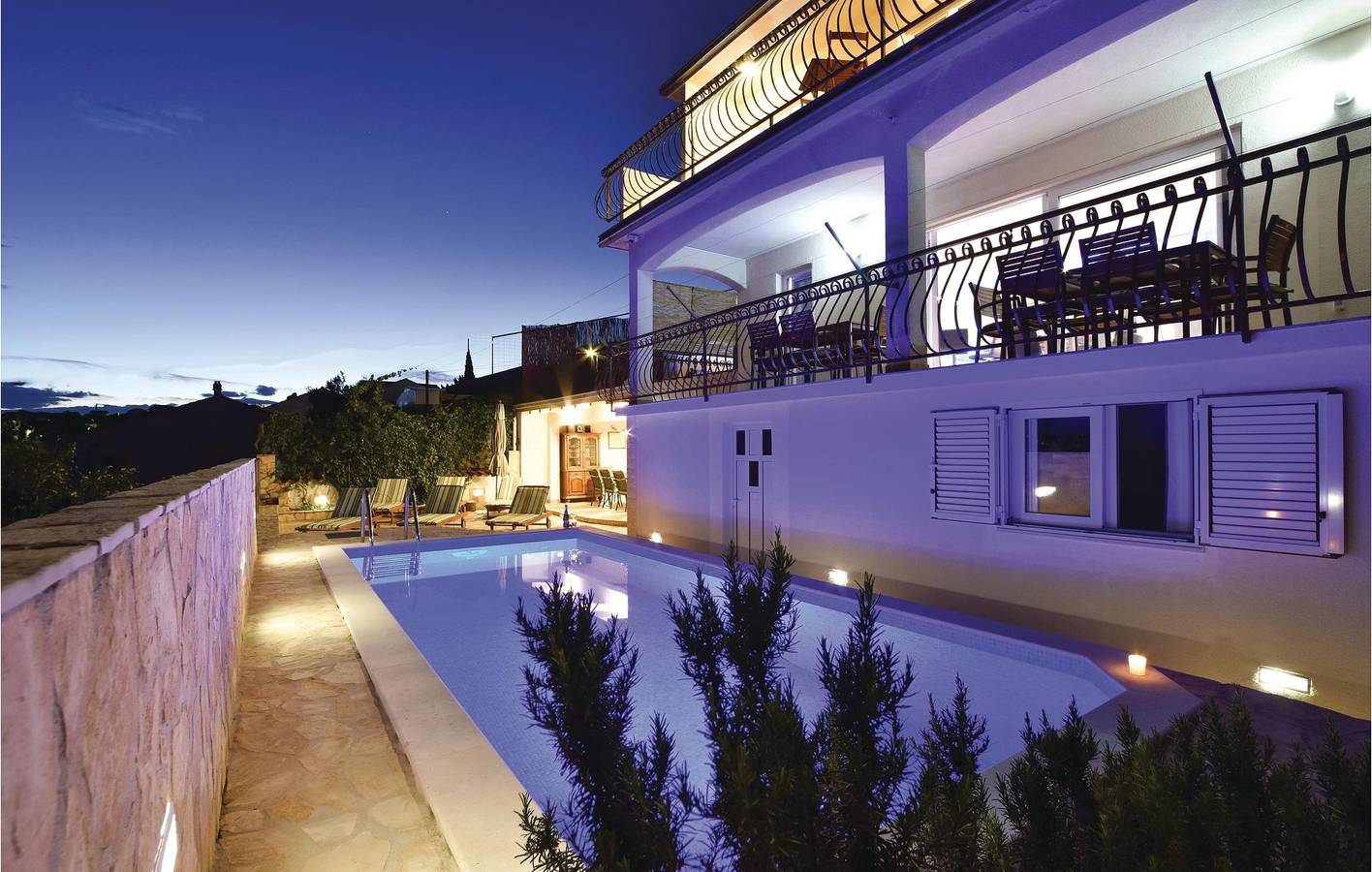 Ferienhaus für 11 Personen mit Terrasse in Okrug Gornji, Ciovo