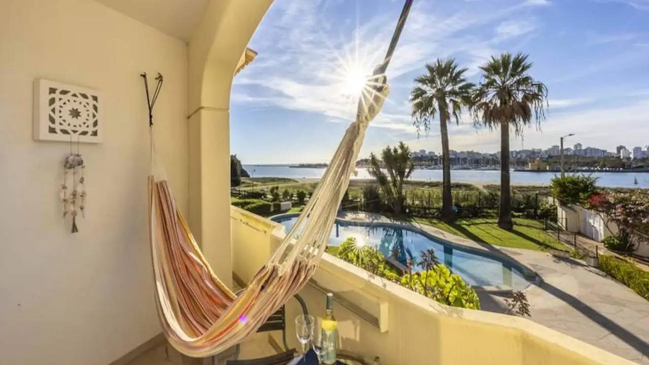 Geheel vakantieappartement, Ferienwohnung für 4 Personen (51 m²) in Ferragudo in Ferragudo, Faro District