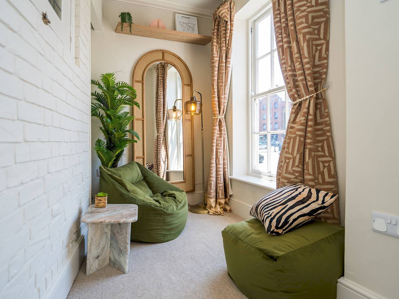Entire apartment, Trendy 2-bed escape in prime central location | Pass the Keys in Shrewsbury, Shropshire