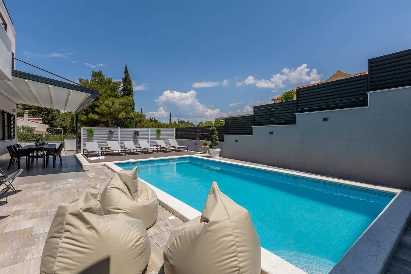 Villa Del Mar in Milna mit Pool, in Strandnähe, ruhige Gegend, Meerblick, haustierfreundlich, Familie in Milna, Brac