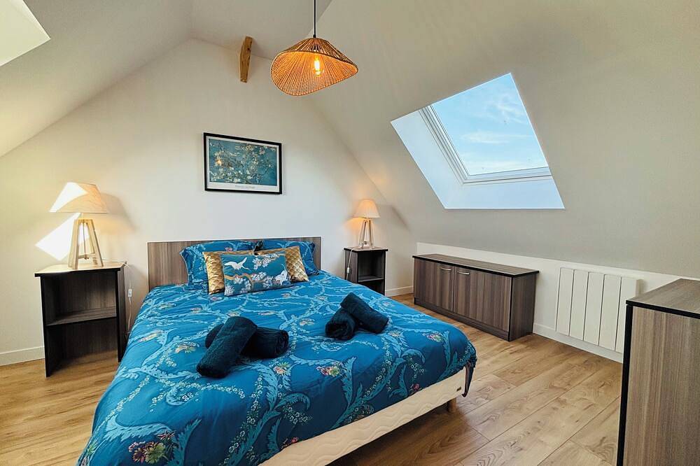 Beautiful wooden house with 3-star rating in Beuzeville, Bernay region