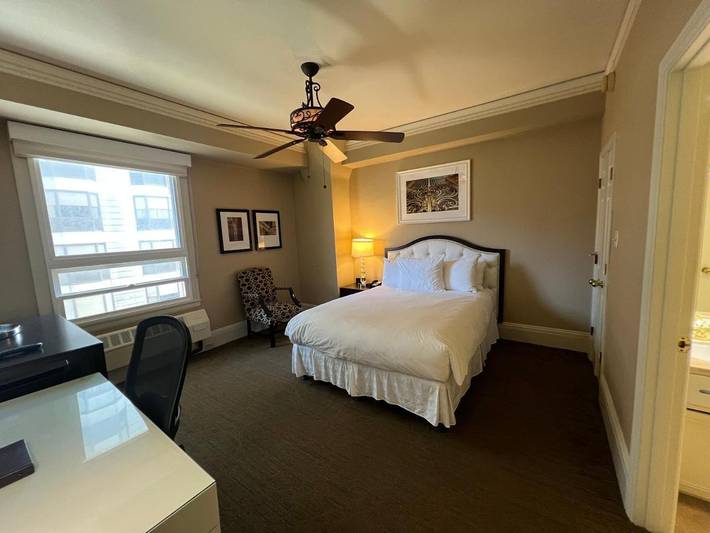 Hotel para 4 personas - 1