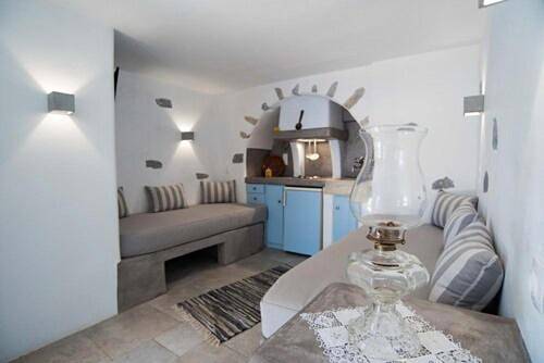 Maison d’hôte pour 3 personnes, avec Balcon et Jacuzzi ainsi que Terrasse et Jardin