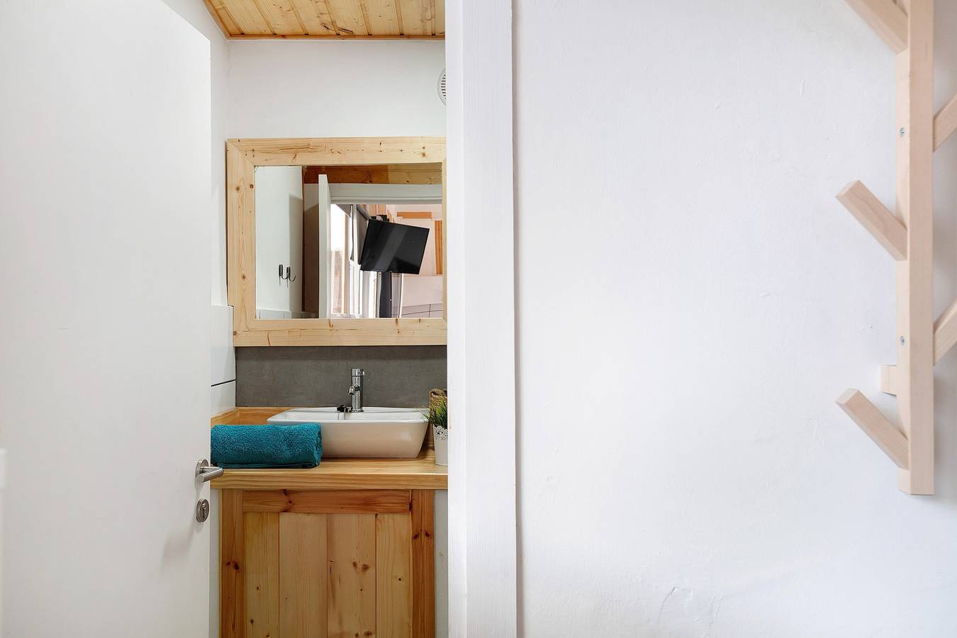 Vakantiestudio 'Suite Amanecer' met privézwembad, eigen terras en wifi, foto 13