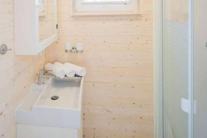 Hausboot für 5 Personen, mit Terrasse in Burgstaaken - 4