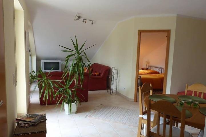 Ferienwohnung für 4 Personen, mit Balkon und Garten