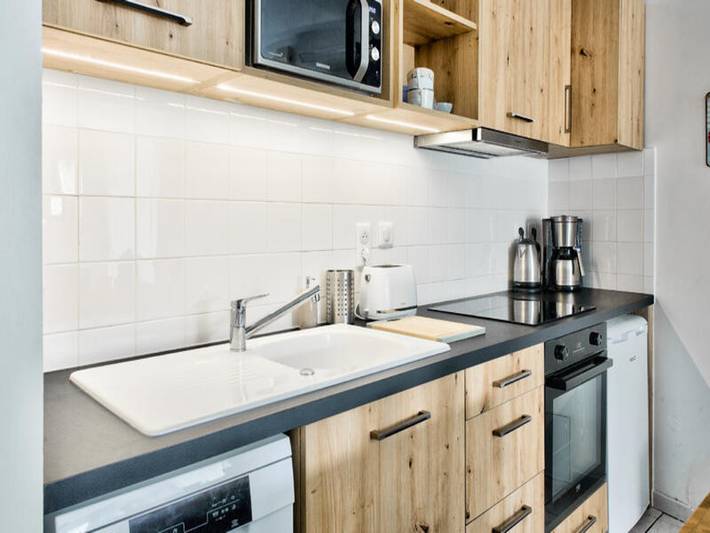 Gîte pour 5 personnes, avec terrasse, adapté aux familles dans Plage Lehan - 4