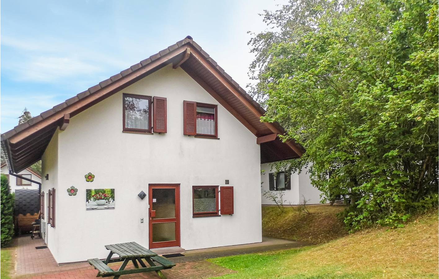 Gemütliche Wohnung mit WiFi, Sauna & Terrasse in Ibraaktué in Kirchheim, Knüllgebirge