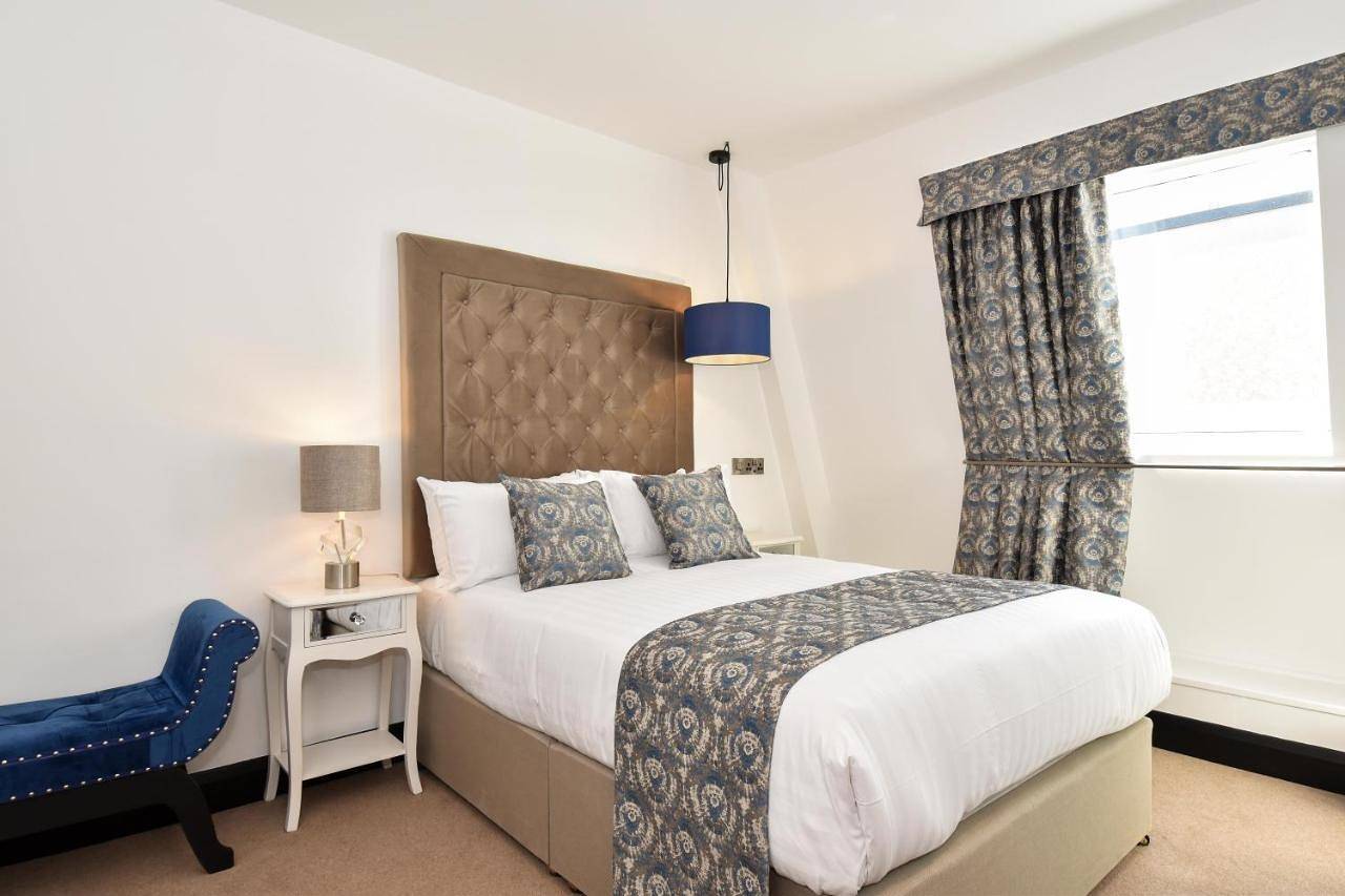 The Lane - Boutique Residence in Eyre Square, Galway