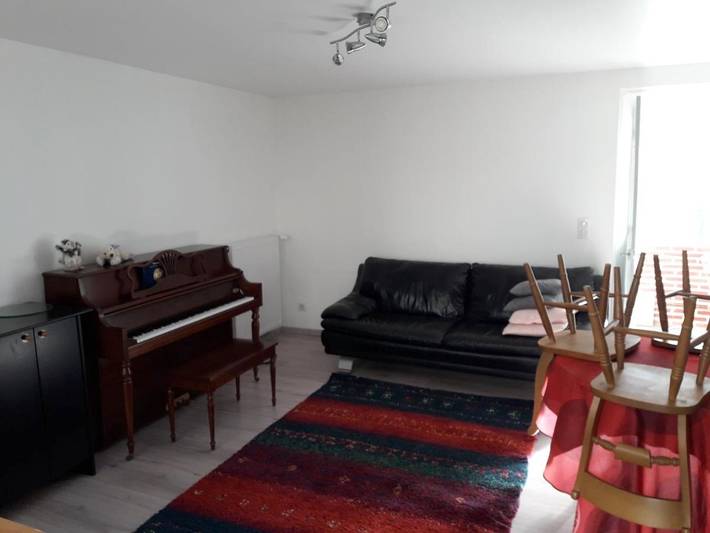 Location de vacances pour 4 personnes, avec vue et balcon à Thiézac - 2