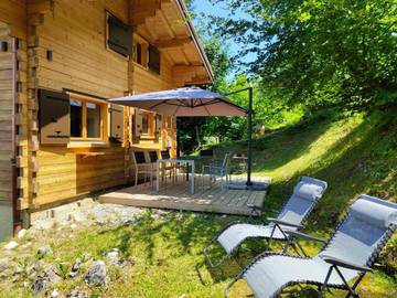 Maison de campagne pour 6 personnes, avec vue ainsi que jardin et vue sur le lac à Thollon-les-Mémises