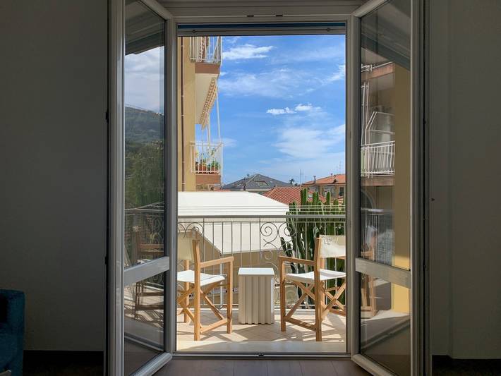 Ferienwohnung für 4 Personen, mit Balkon in Alassio