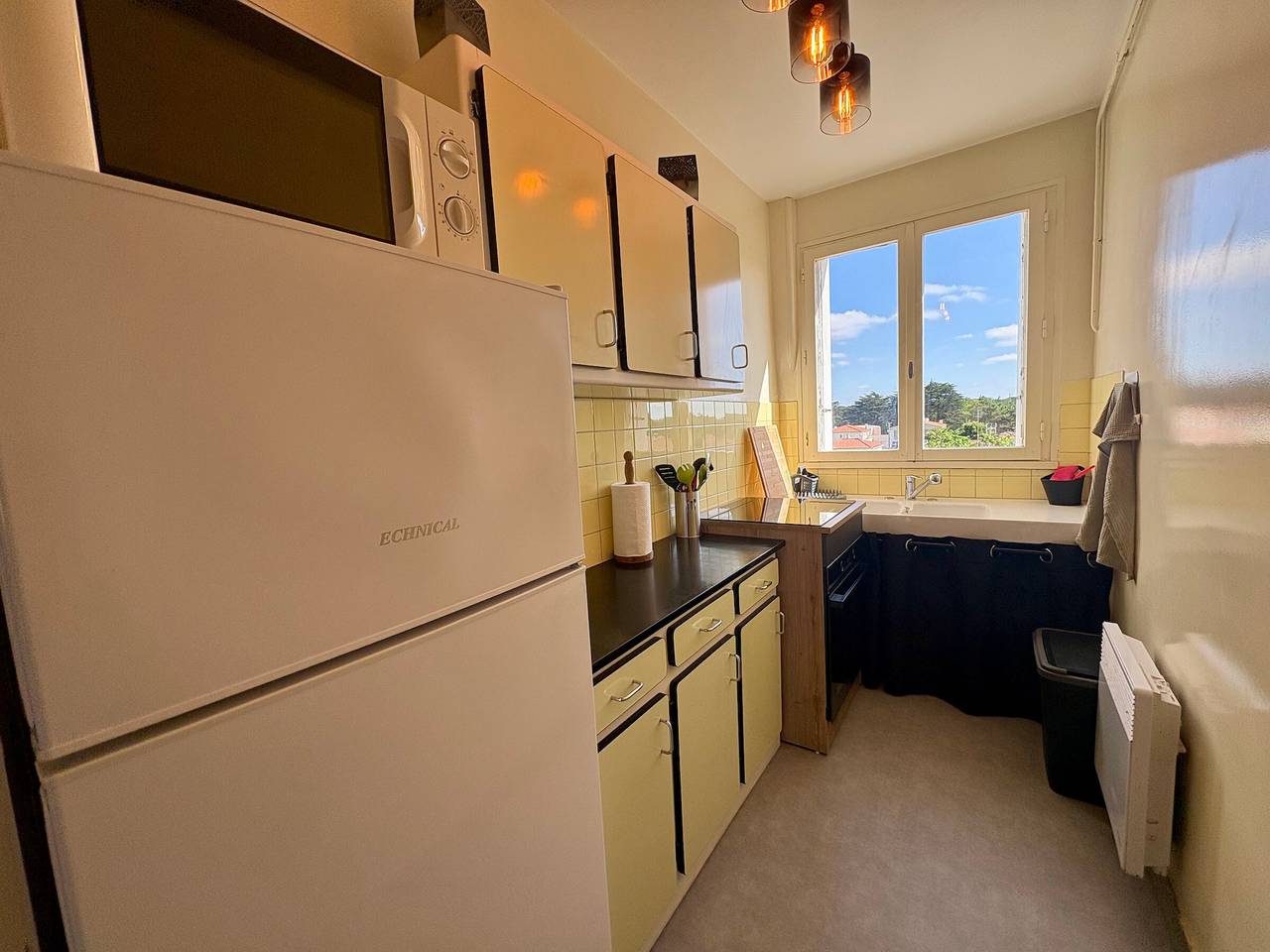 Apartamento entero, Apartamento de 1 habitación en Saint-Jean-de-Monts para 4 personas cerca de la playa in Saint-Jean-de-Monts, Vandea