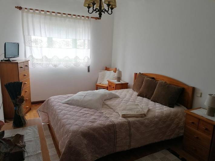 Apartamento de férias para 4 pessoas, com varanda e vista em Vieira de Leiria