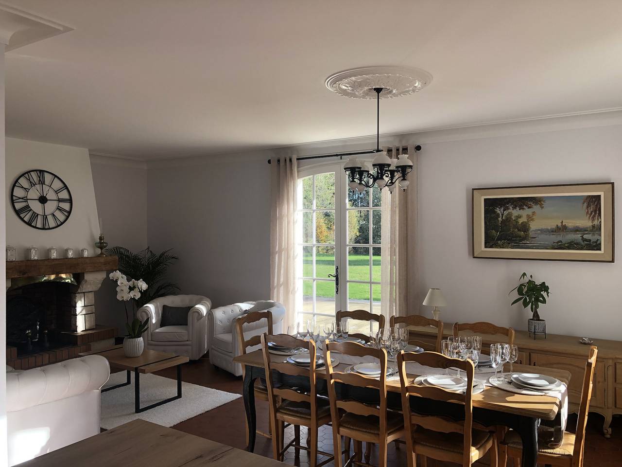 Villa 'Alice 8 Pers Avec Piscine' avec piscine privée, terrasse privée et Wi-Fi in La Garnache, Vallée de la Loire