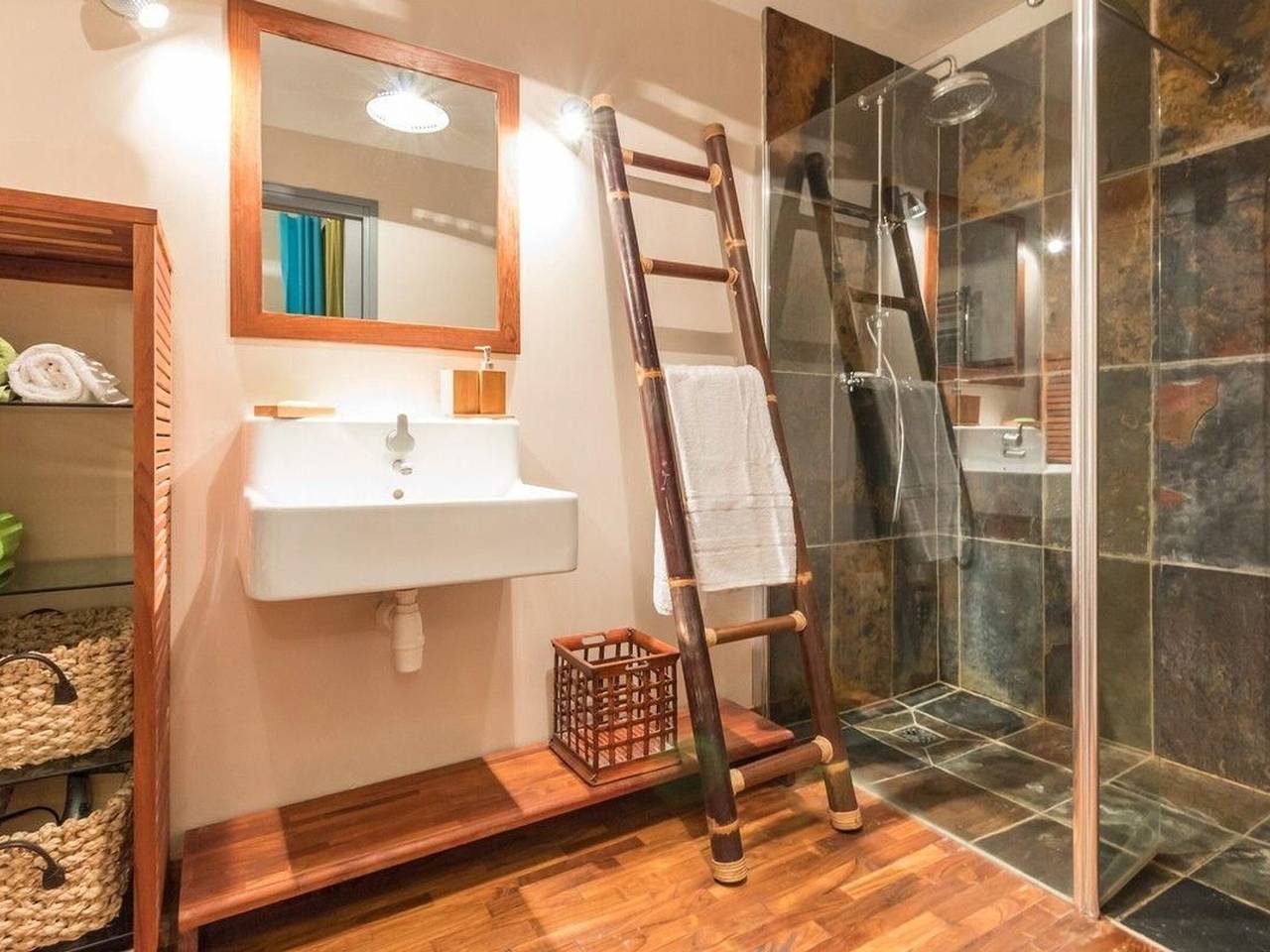 Wellness-Hütte mit Sauna und Fitnessraum in Rives de l'Ognon, Haute-Saône