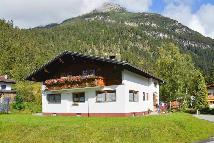 Ferienwohnung für 4 Personen, mit Balkon und Ausblick