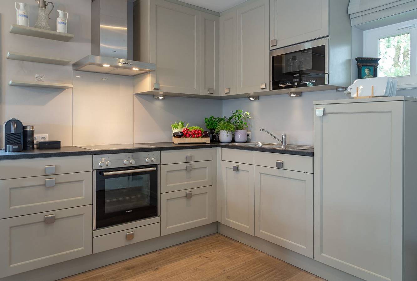 Ganze Wohnung, Großzügig geschnittene Ferienwohnung im traumhaften Kapitänsdorf Keitum! in Keitum, Sylt (Gemeinde)