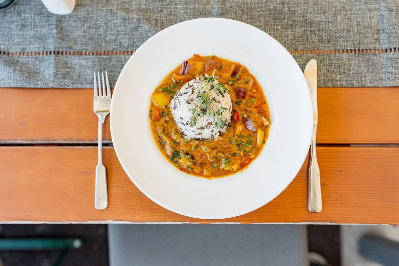 Gutshof Brunnwies - Junior Suite (40 qm) mit Balkon für 3 Personen in Haarbach, Ostbayern