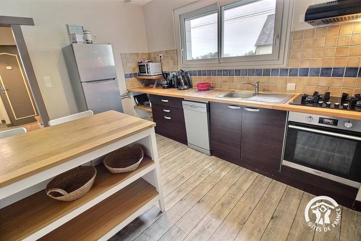 Gîte pour 6 personnes, avec terrasse et jardin, animaux acceptés à Trélévern - 3