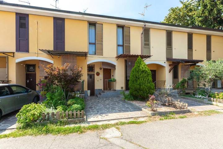Location de vacances pour 5 personnes, avec Balcon ainsi que Jacuzzi et Jardin