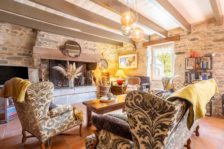 Maison de vacances 'Charme Armorine' avec jardin privé in Plonéour-Lanvern, Région de Quimper