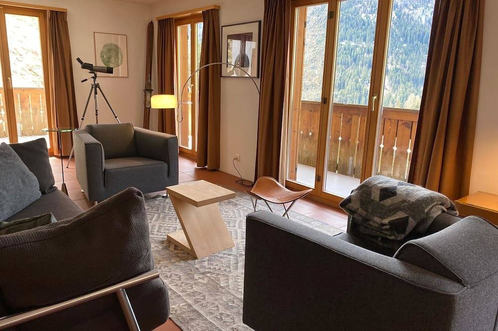 Ganze Wohnung, Haus Gaut Langwies by Arosa Holiday Appartement/Fewo, Dusche und Badewanne, 8-Be in Arosa, Plessur Alpen