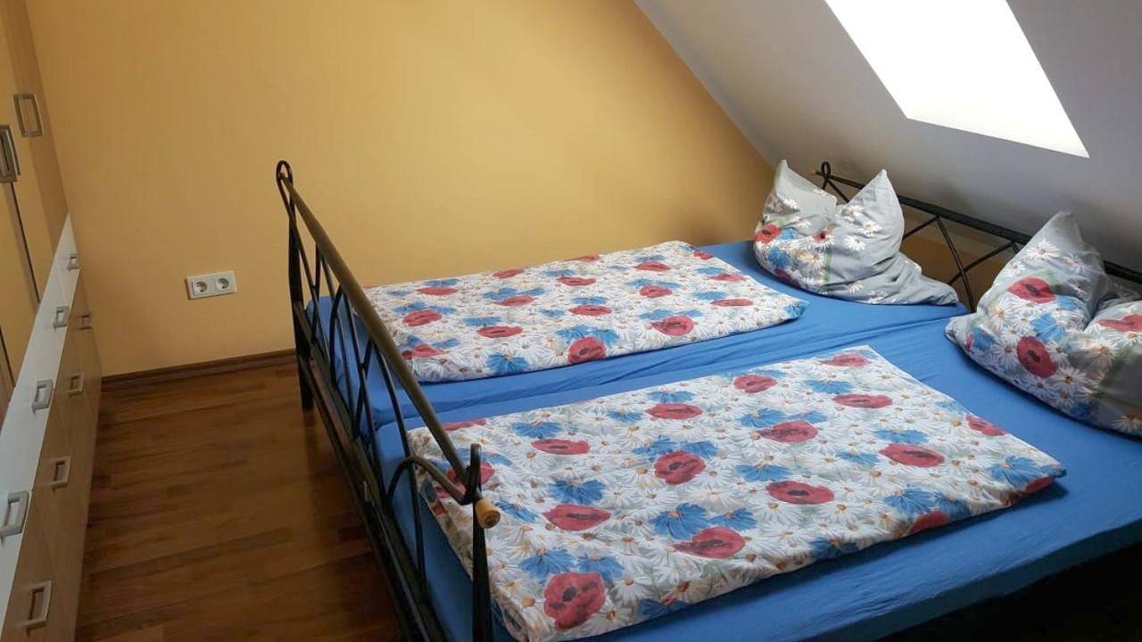 Ganze Wohnung, One-Bedroom Apartment in Bodenwöhr, Ostbayern